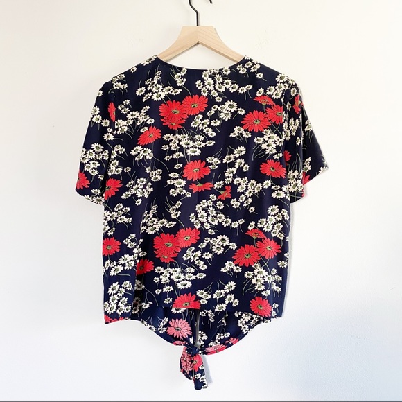 Madewell Novel Tie Front Top In Hillside Daisies Deep Indigo Size Small - Picture 3 of 9